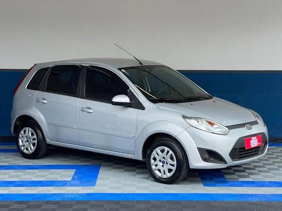 FORD FIESTA 1.6 ROCAM 8V FLEX 4P MANUAL FORD FIESTA 1.6 ROCAM 8V FLEX 4P MANUAL